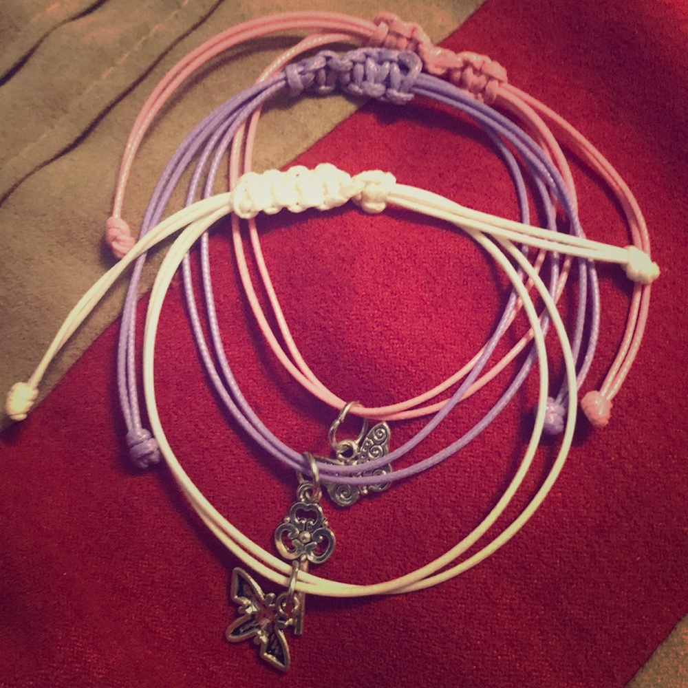 Expandable/retractable bracelet set